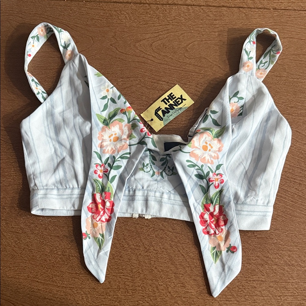 The Fancy Floral Crop Top - White and Pink